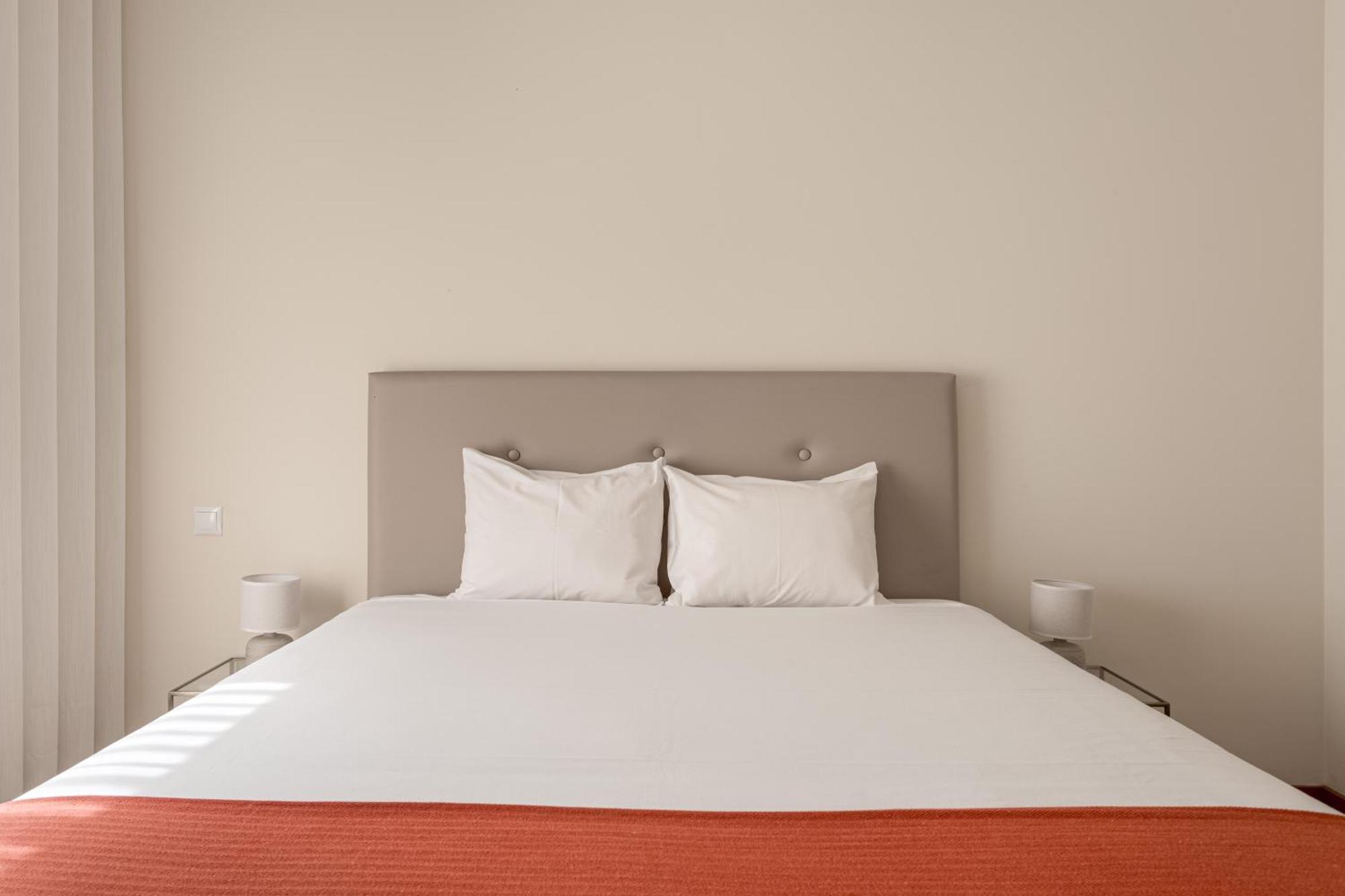 Joivy Stylish City Centre Flat With Parking Maía Exterior foto