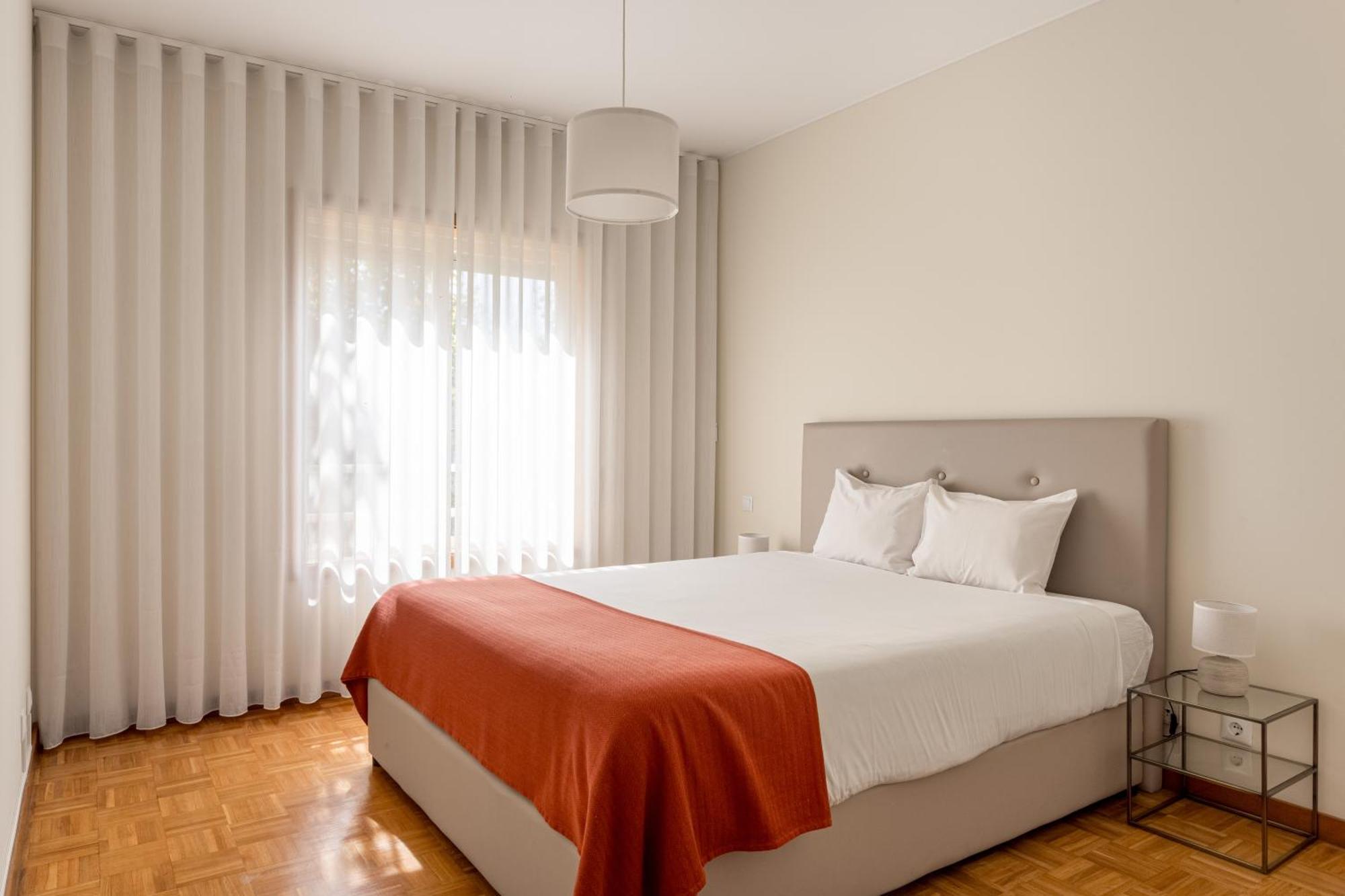 Joivy Stylish City Centre Flat With Parking Maía Exterior foto