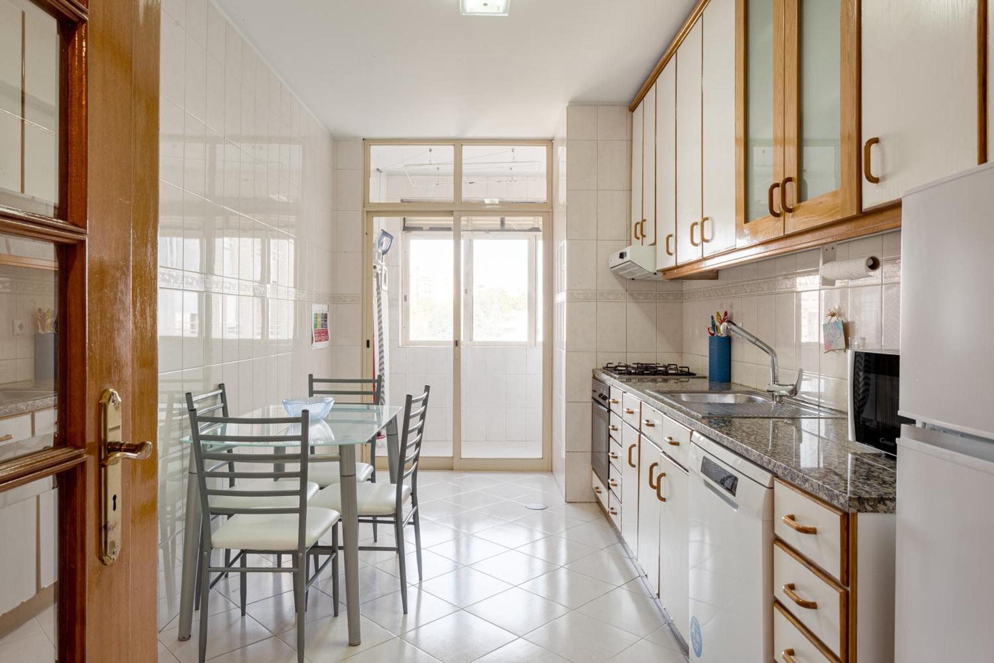 Joivy Stylish City Centre Flat With Parking Maía Exterior foto